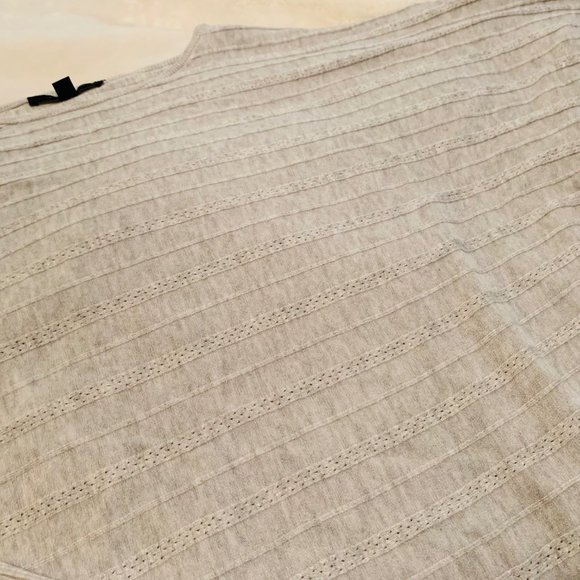 Cyrus Light Gray Sweater with Dolman Sleeves Size S - Picture 2 of 15